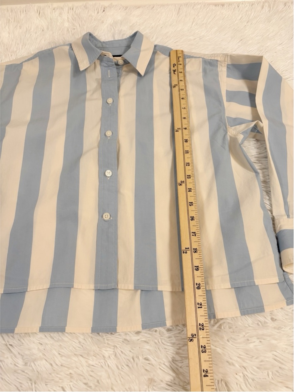 J. Crew Collection long sleeve Relaxed-fit cropped shirt in Barlow stripe - Picture 4 of 14